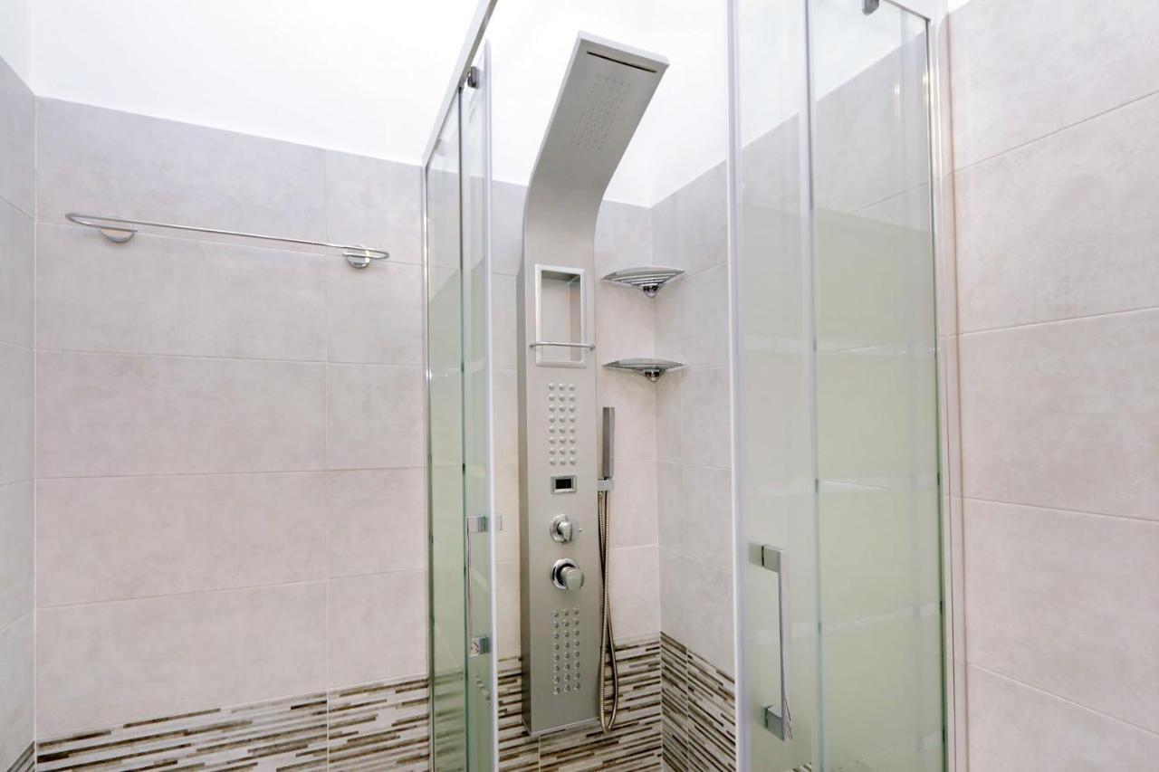 Gemma Domus Apartment โรม ภายนอก รูปภาพ